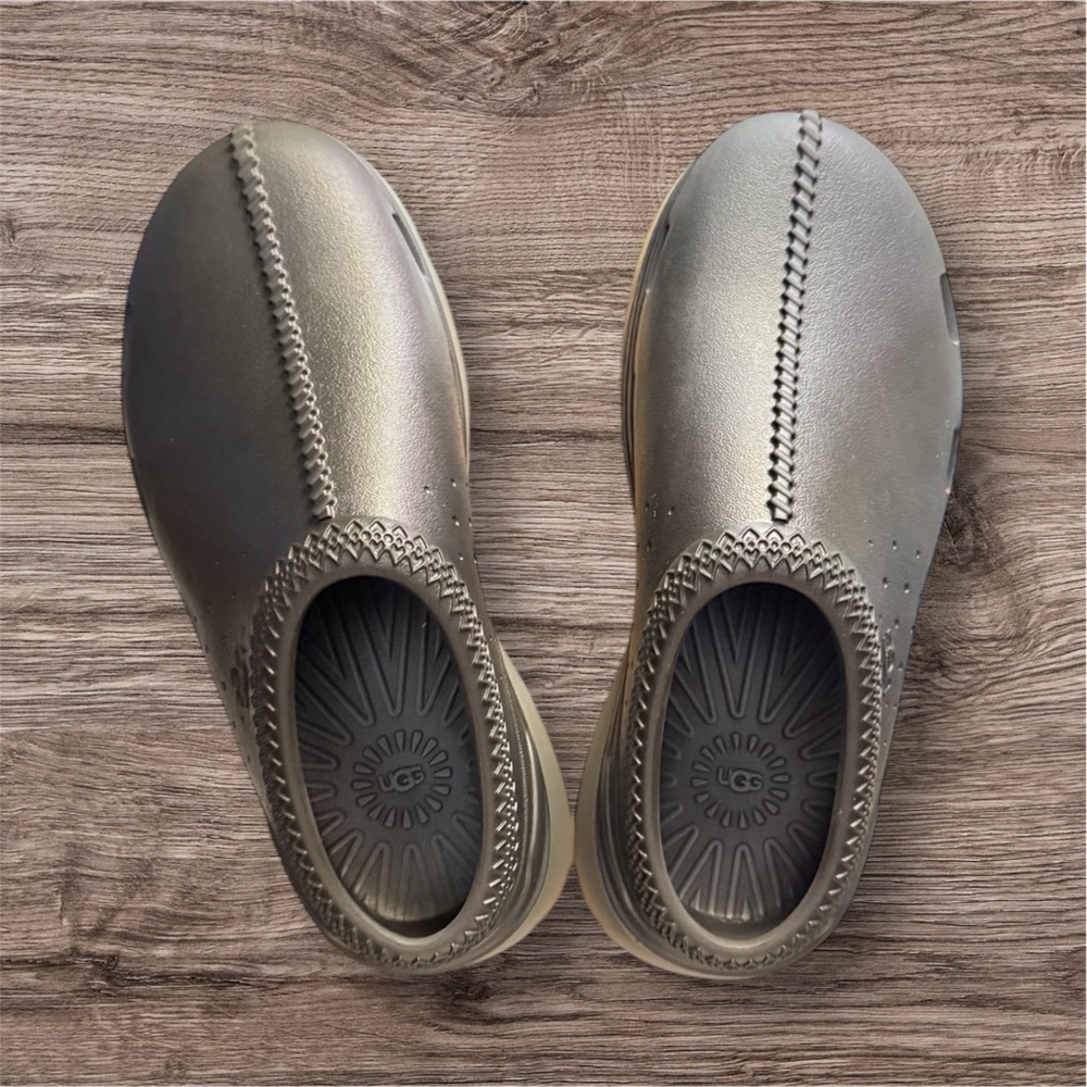UGG Kids’ TasmanSport Slip On